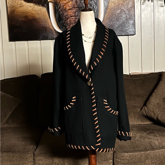 Luskey’s • Women • Medium • Vintage • Wool • Black • Coat • W/ Leather Trim - Picture 4 of 12